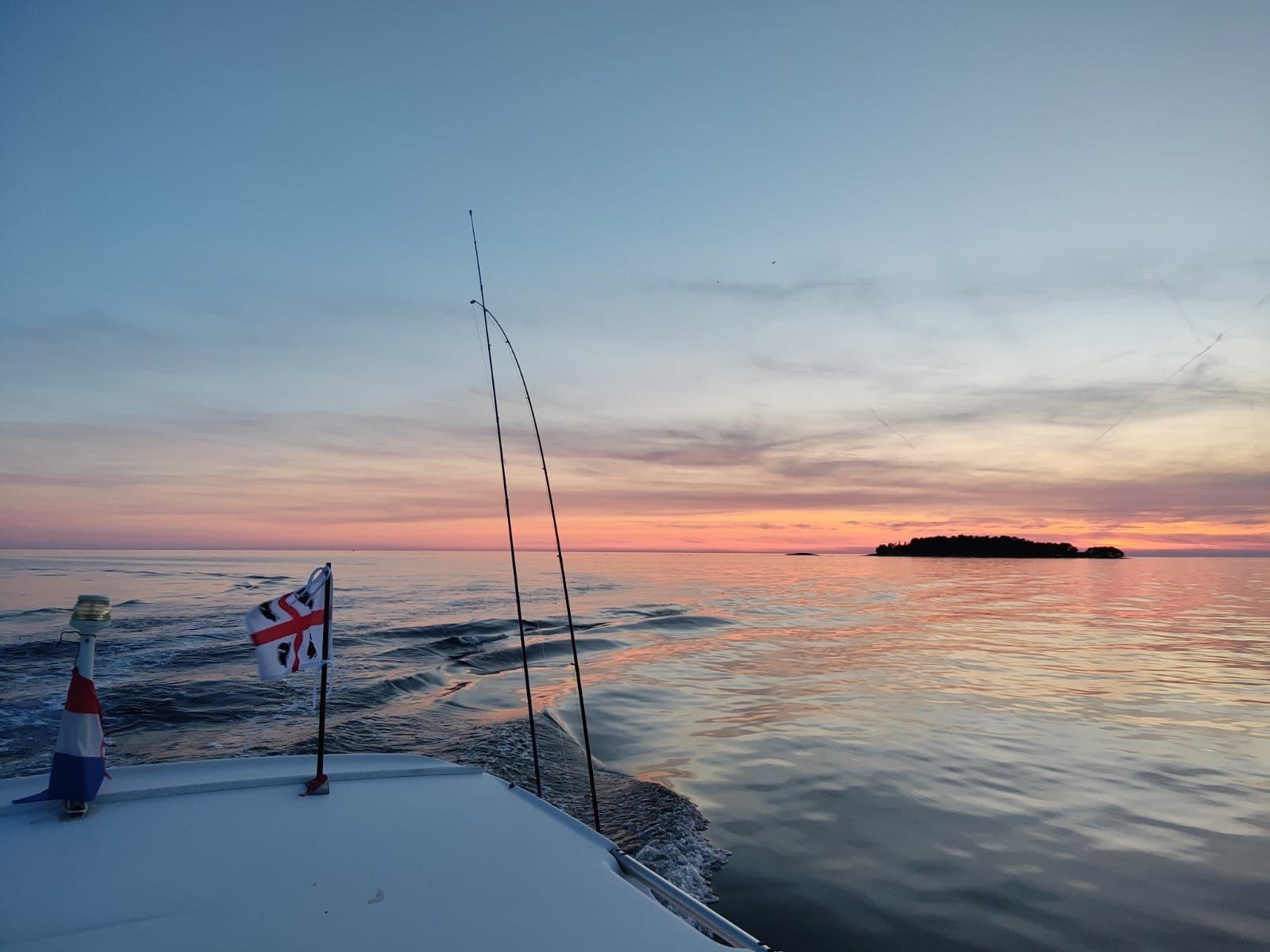 Wreck + Reef fishing